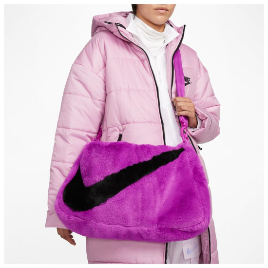 Nike Γυναικεία τσάντα Sportswear FX Fur Tote